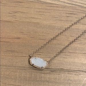 Kendra Scott necklace